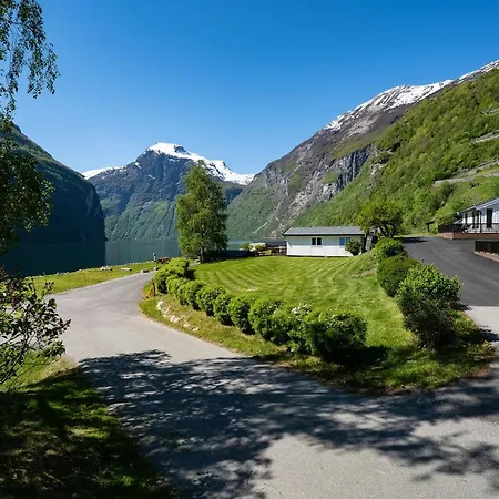 Holiday park Geirangerfjorden Feriesenter 3*