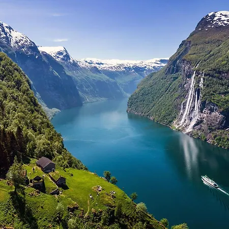 Geirangerfjorden Feriesenter Geiranger