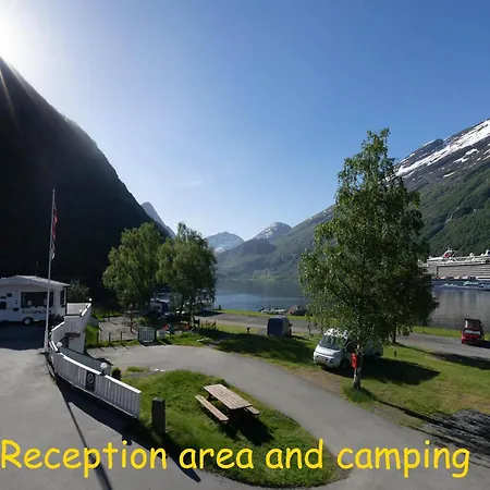Kompleks wypoczynkowy Geirangerfjorden Feriesenter