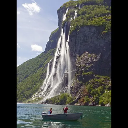 Geirangerfjorden Feriesenter Ferienpark 3*