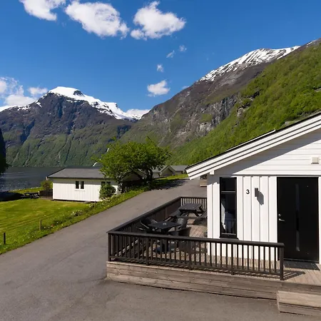 Geirangerfjorden Feriesenter פארק נופש גרינגר